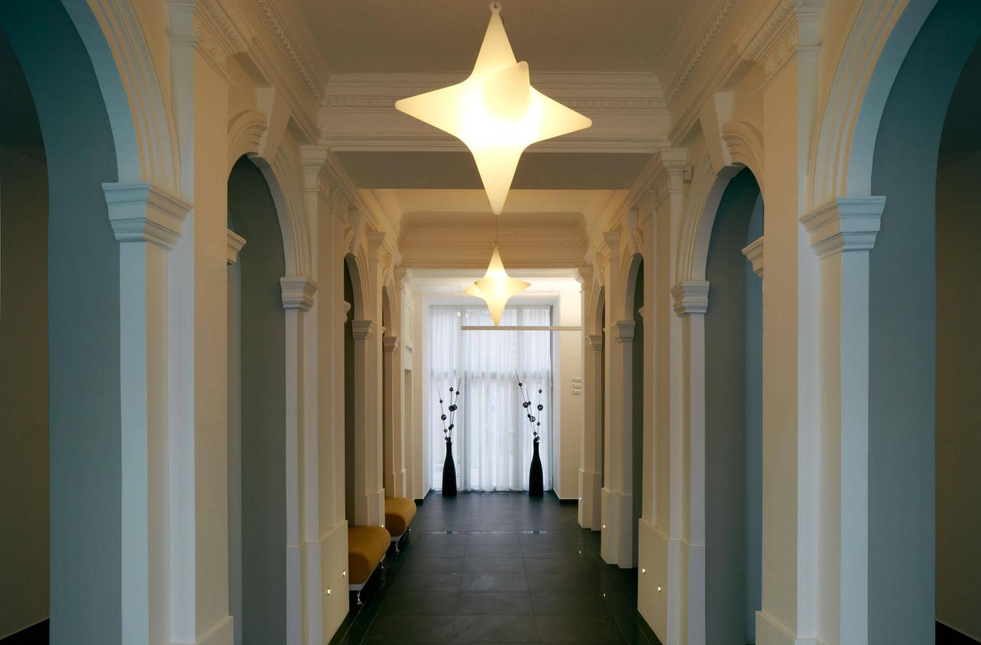 Fortyplusone Hotel, New! Soft Opening Viena Exterior foto