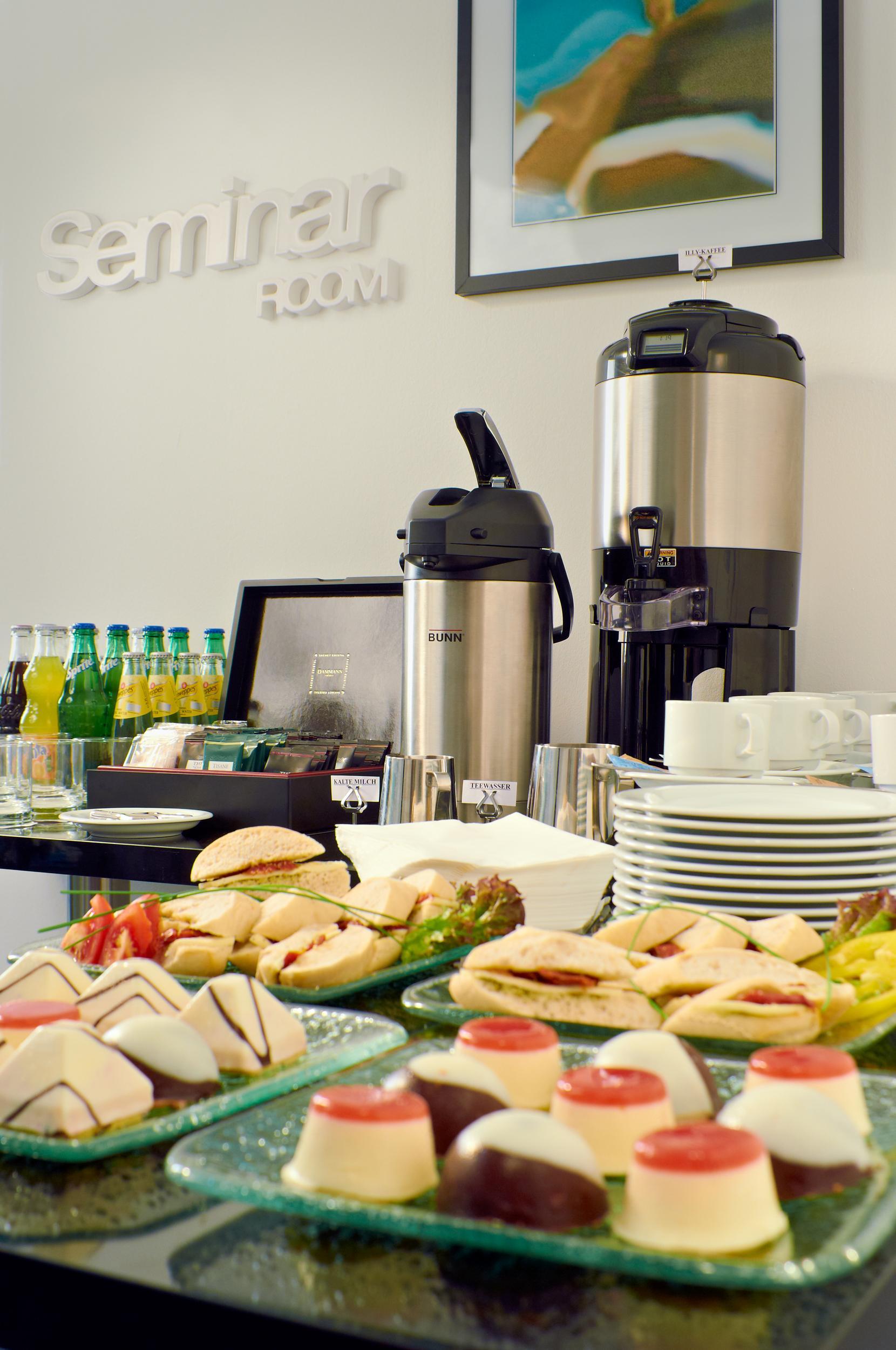 Fortyplusone Hotel, New! Soft Opening Viena Exterior foto
