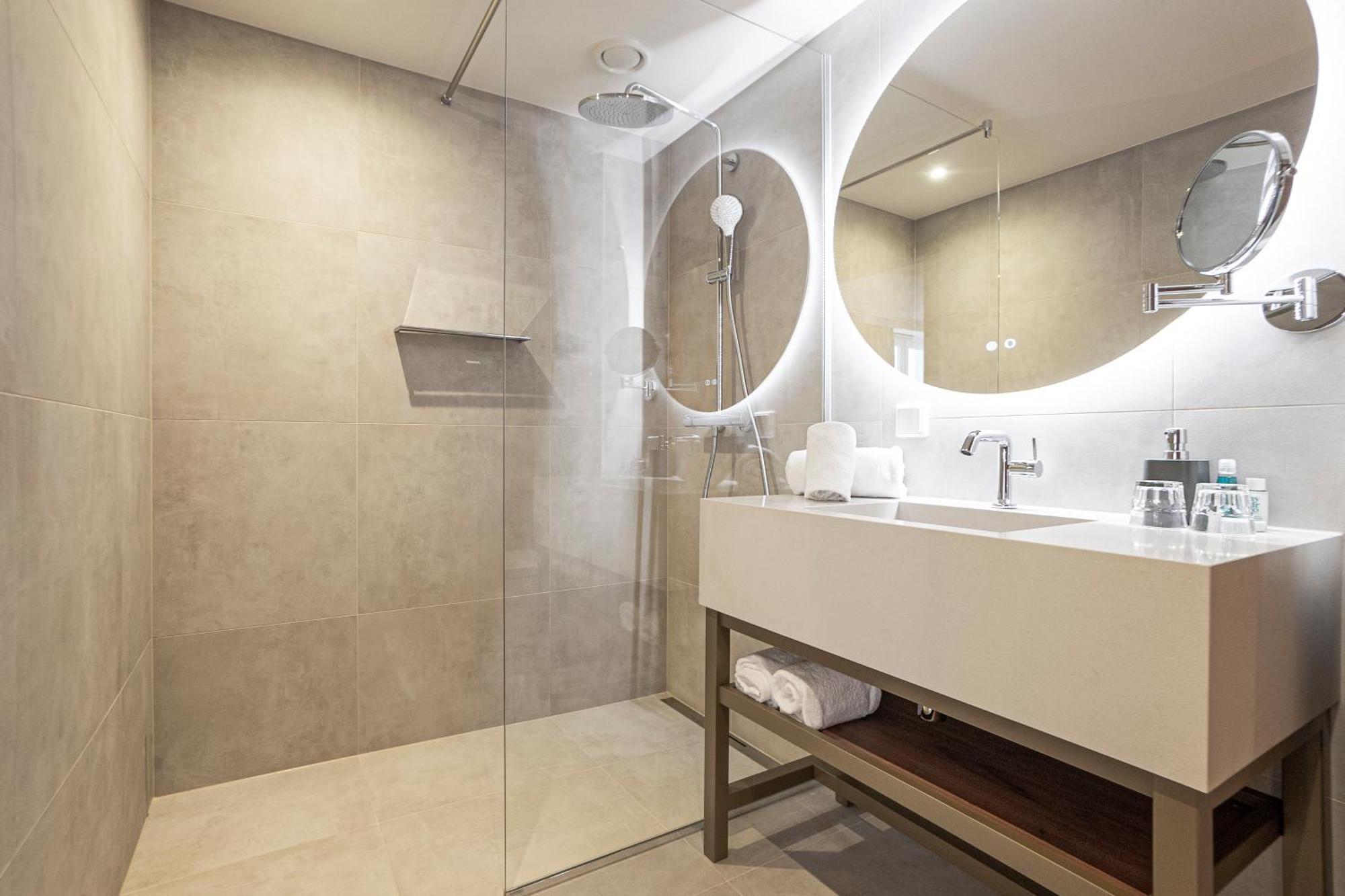 Fortyplusone Hotel, New! Soft Opening Viena Exterior foto