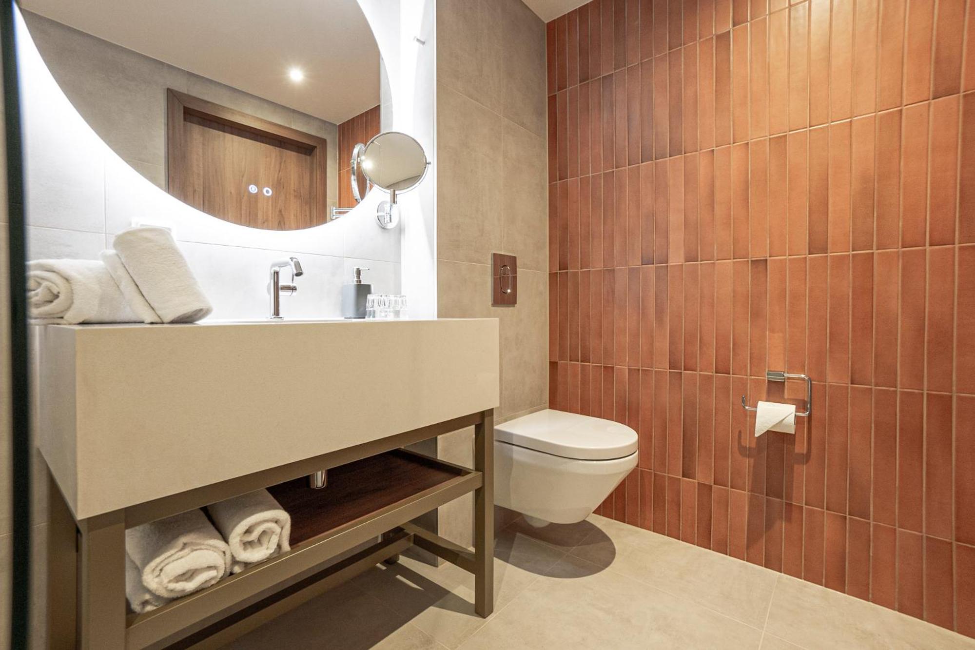 Fortyplusone Hotel, New! Soft Opening Viena Exterior foto