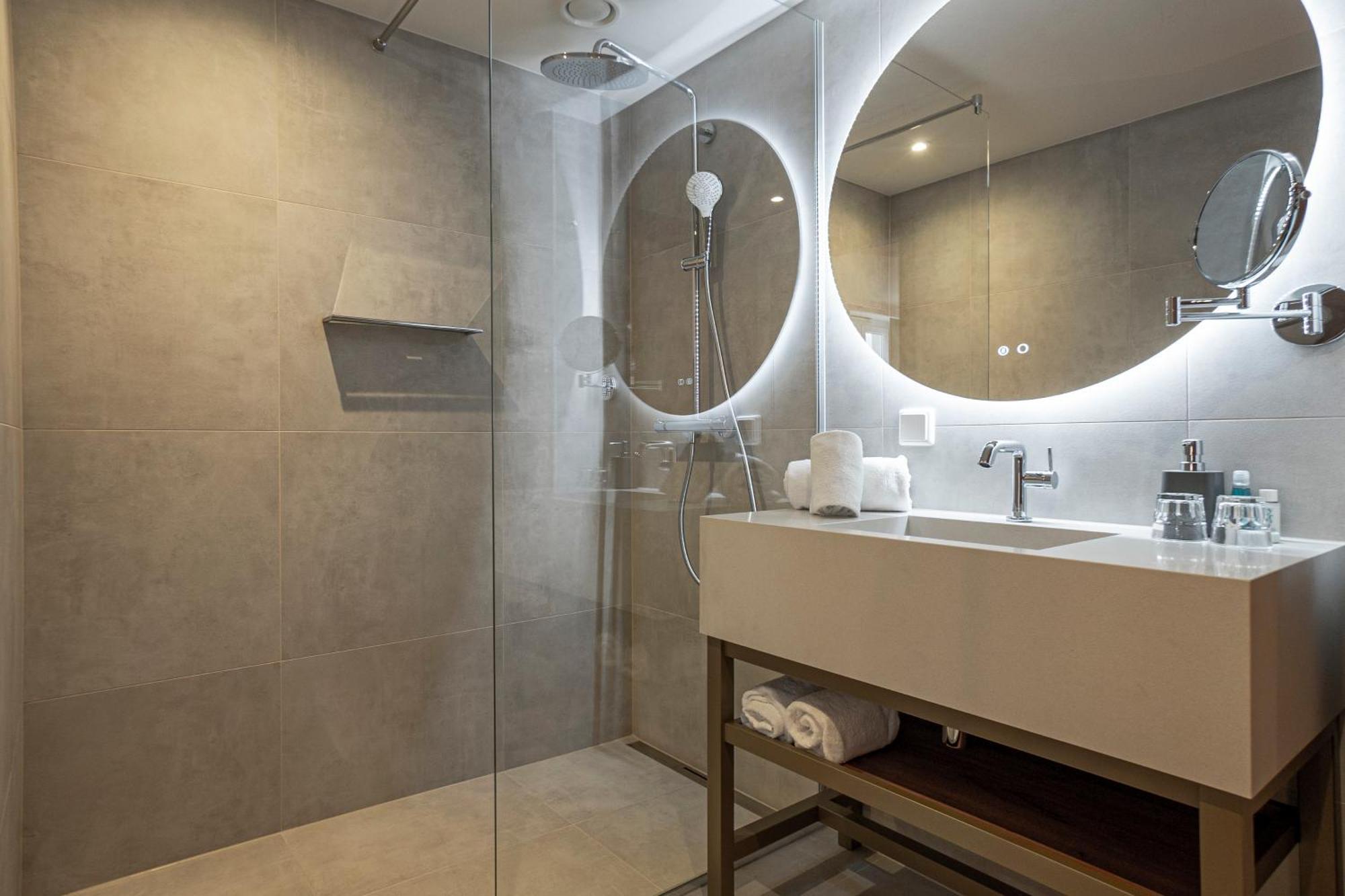 Fortyplusone Hotel, New! Soft Opening Viena Exterior foto
