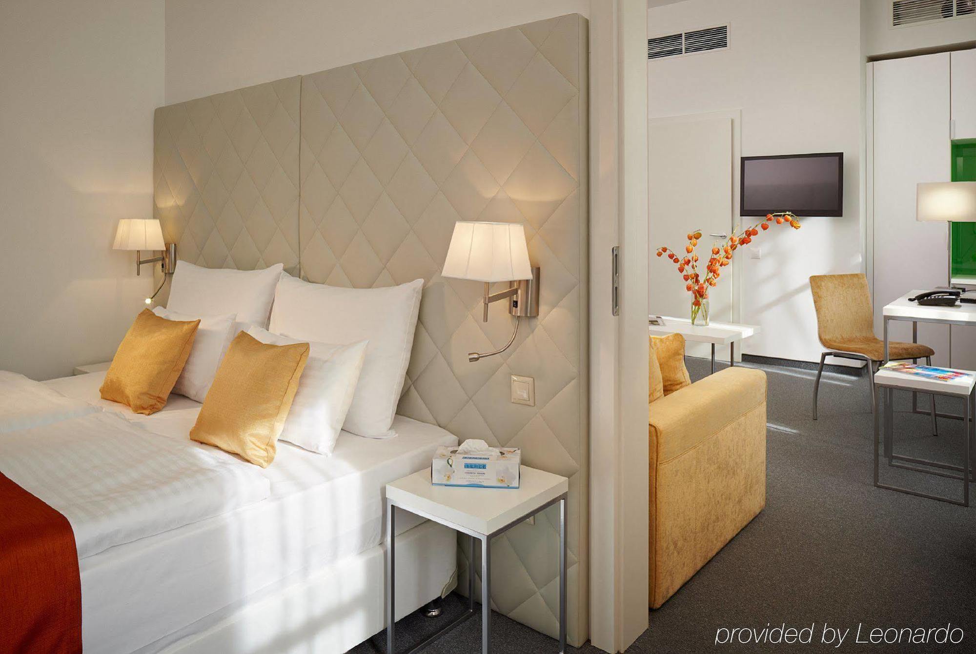 Fortyplusone Hotel, New! Soft Opening Viena Exterior foto
